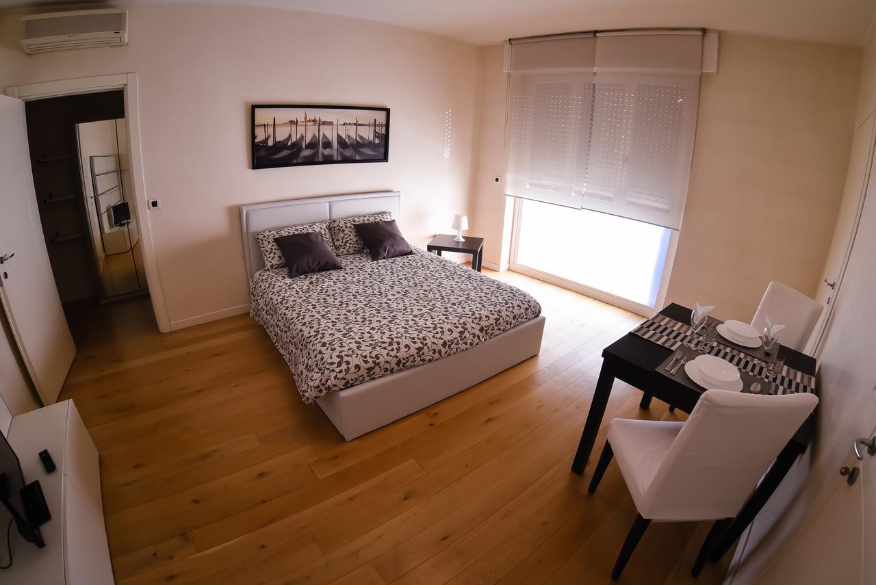 4You Apartments - Ponti Romani Padova Luaran gambar